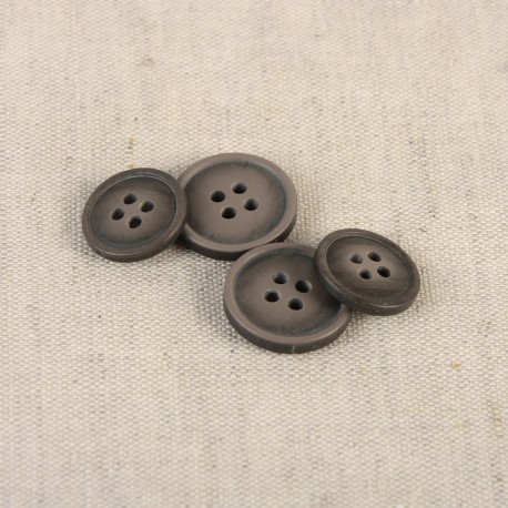 Bouton 4 trous 15 mm 570 marron