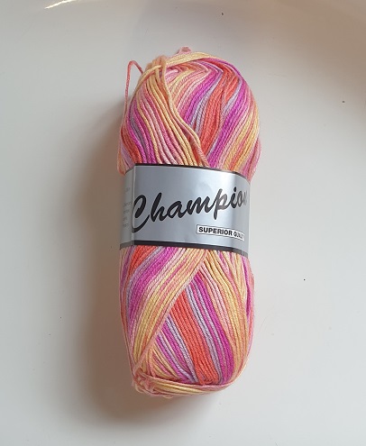 Champion lammy Yarns 913 